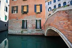 Santa Lucia Venesia Bagian luar foto